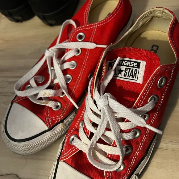 Converse Shoes - Red converse